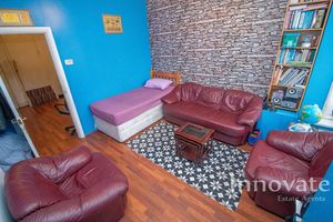 Photo 1- click for photo gallery